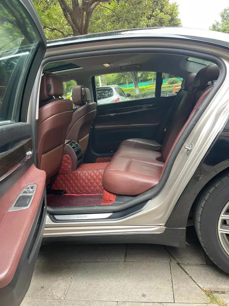 2011 BMW 7 Series 730Li Elegant Edition — миниатюра 14
