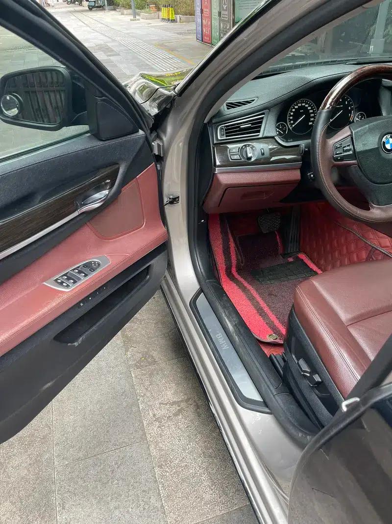 2011 BMW 7 Series 730Li Elegant Edition — миниатюра 15