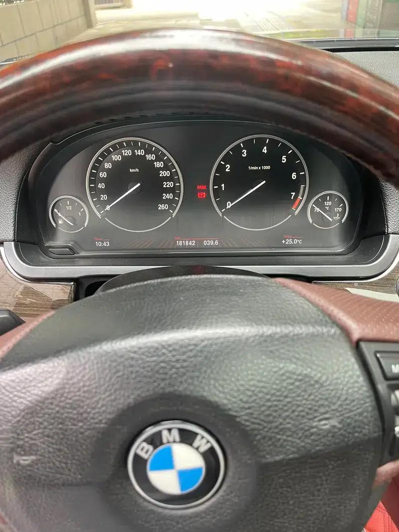 2011 BMW 7 Series 730Li Elegant Edition — миниатюра 17
