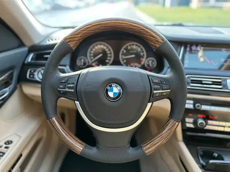 BMW 7 Series 2009 730Li Luxury — миниатюра 11
