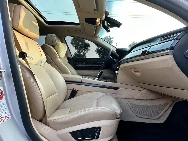 BMW 7 Series 2009 730Li Luxury — миниатюра 18