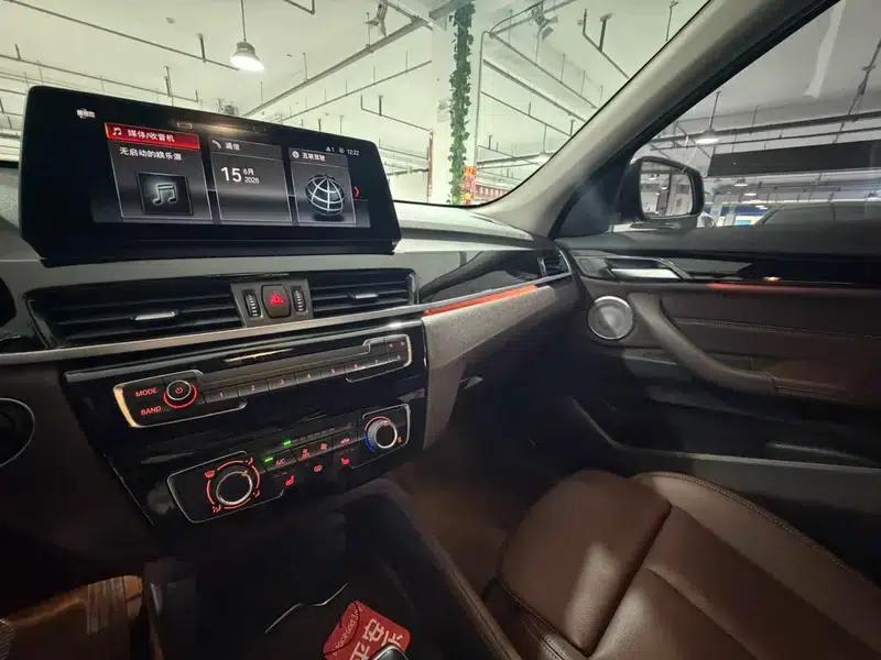 BMW X1 2022 sDrive20Li Fashion Edition — миниатюра 30