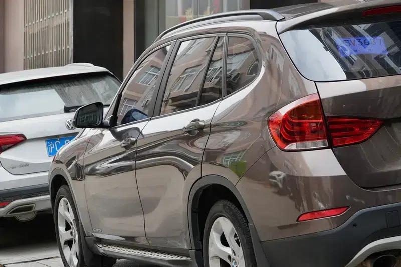 BMW X1 2013 sDrive18i Manual — миниатюра 3