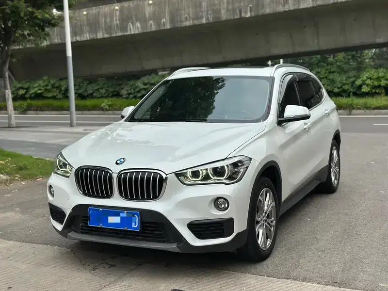 BMW X1 2019 sDrive20Li Leading Edition — миниатюра 1