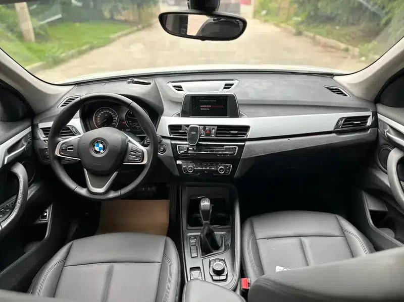 BMW X1 2019 sDrive20Li Leading Edition — миниатюра 7