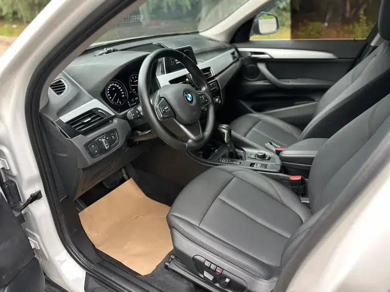 BMW X1 2019 sDrive20Li Leading Edition — миниатюра 8
