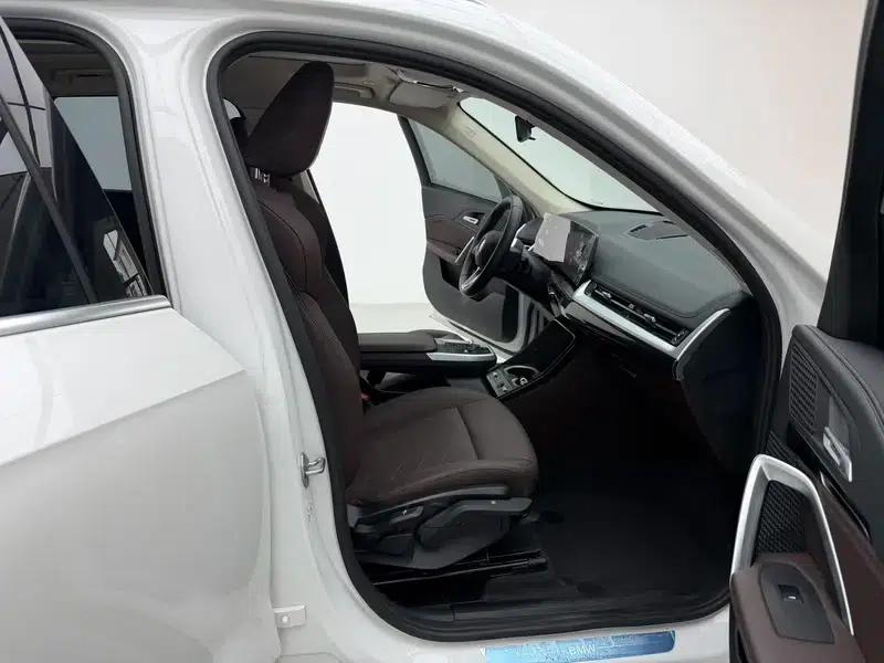 2023 BMW X1 sDrive20Li X Design Package — миниатюра 16