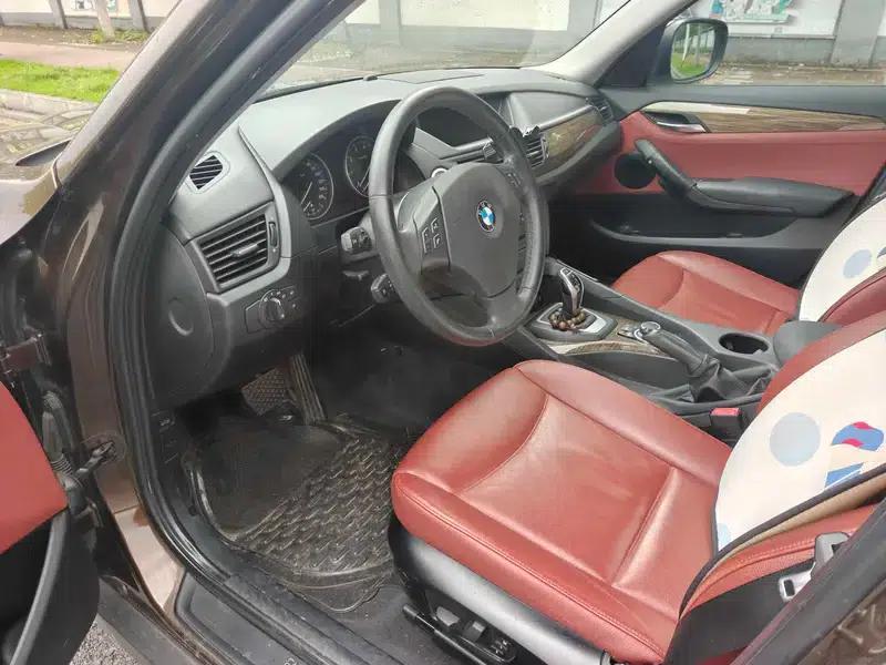 BMW X1 2012 xDrive20i Luxury — миниатюра 19