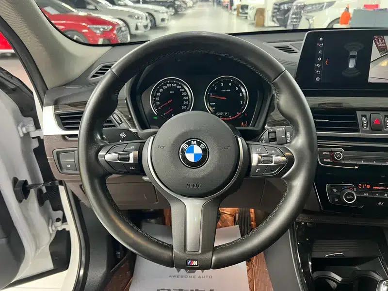 BMW X1 2022 xDrive25Li Premium — миниатюра 11