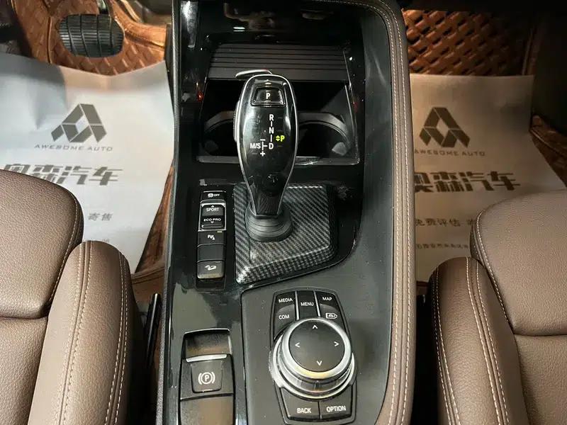 BMW X1 2022 xDrive25Li Premium — миниатюра 12