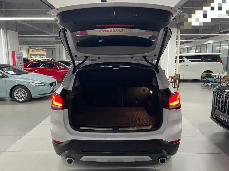 BMW X1 2022 xDrive25Li Premium — миниатюра 16
