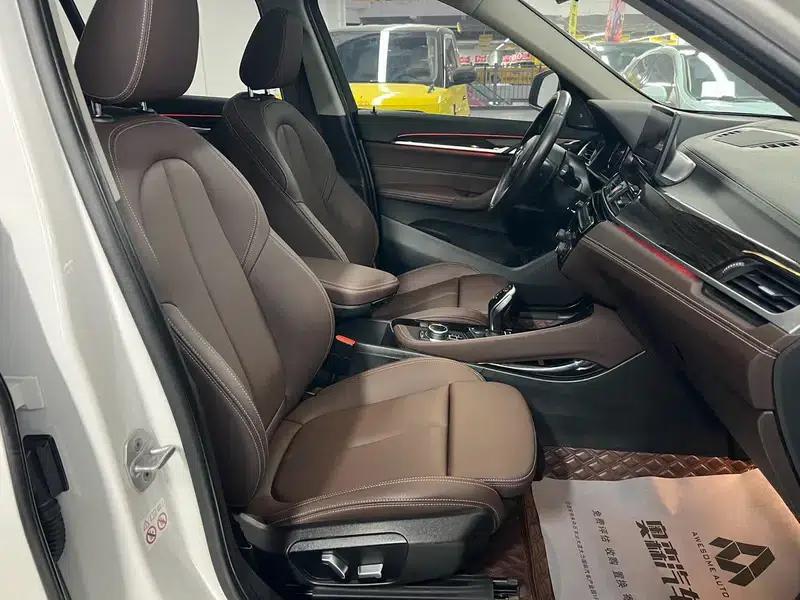 BMW X1 2022 xDrive25Li Premium — миниатюра 17