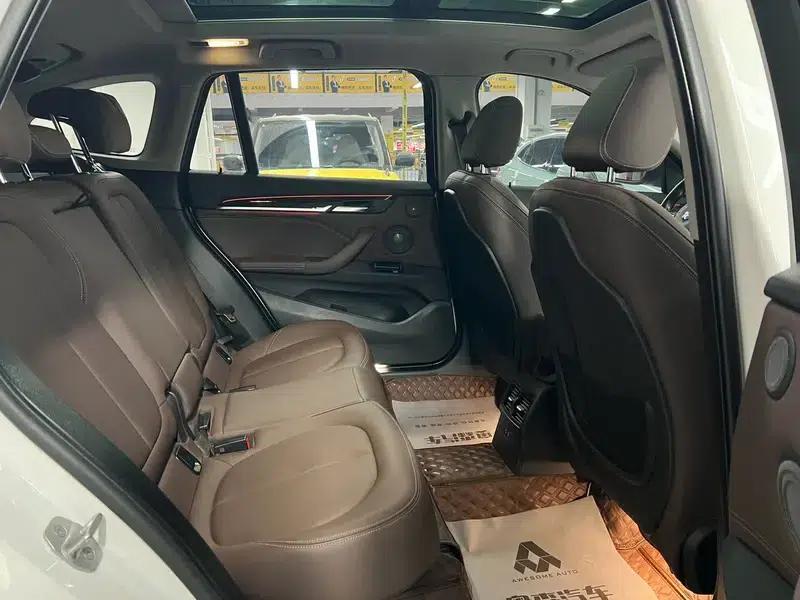 BMW X1 2022 xDrive25Li Premium — миниатюра 18