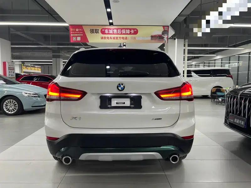 BMW X1 2022 xDrive25Li Premium — миниатюра 6