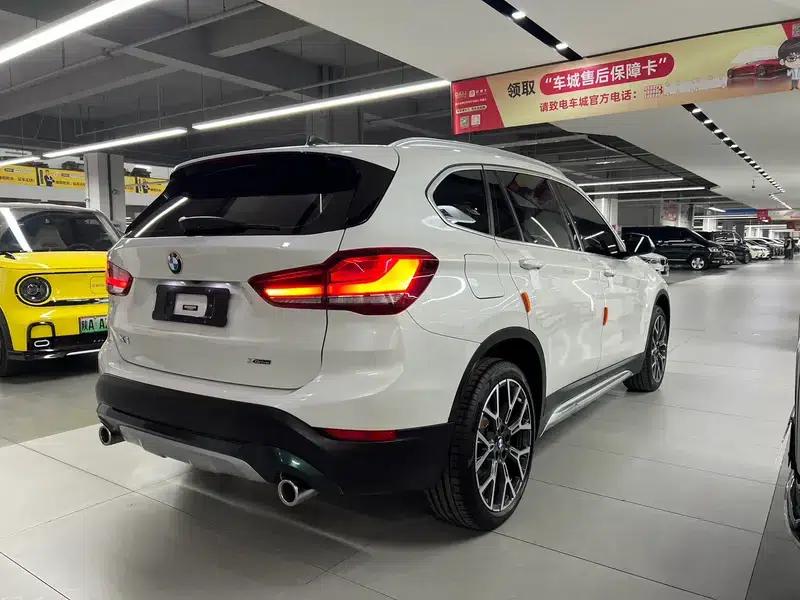 BMW X1 2022 xDrive25Li Premium — миниатюра 7