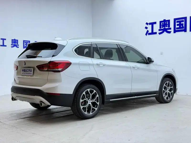 BMW X1 2022 sDrive20Li Fashion Edition — миниатюра 6