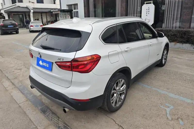 BMW X1 2018 sDrive20Li Leading Edition — миниатюра 3