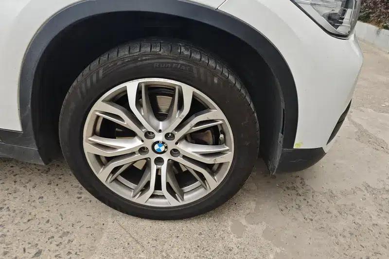 BMW X1 2018 sDrive20Li Leading Edition — миниатюра 4