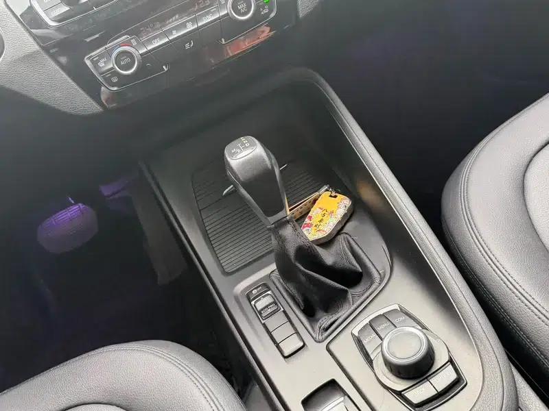 BMW X1 2018 sDrive20Li Leading Edition — миниатюра 7