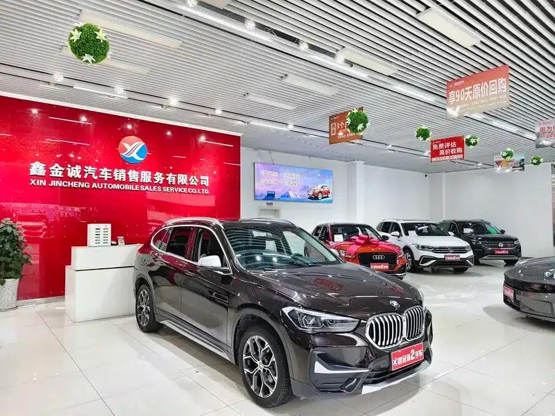 BMW X1 2021 sDrive20Li Fashion Edition — миниатюра 3