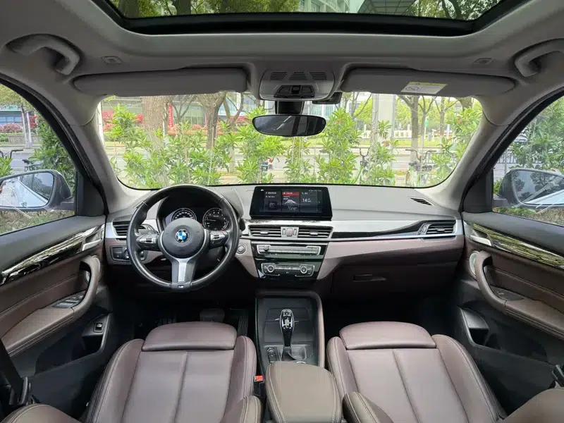BMW X1 2022 sDrive25Li Leading Edition — миниатюра 11