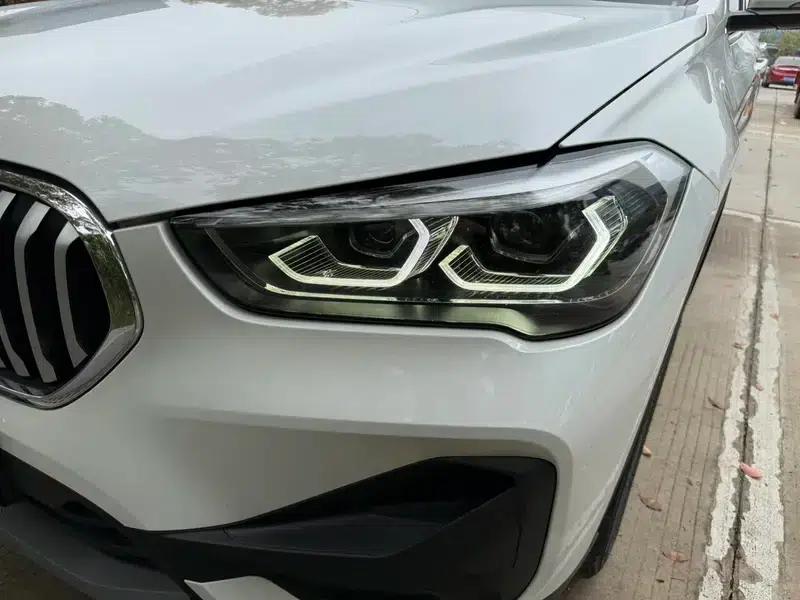 BMW X1 2022 sDrive25Li Leading Edition — миниатюра 7