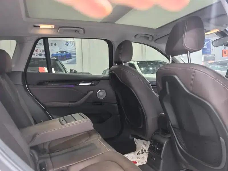 BMW X1 2021 Facelift sDrive25Li Leading Edition — миниатюра 15