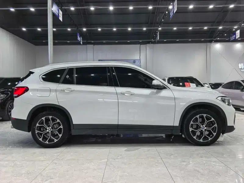 BMW X1 2021 Facelift sDrive25Li Leading Edition — миниатюра 7