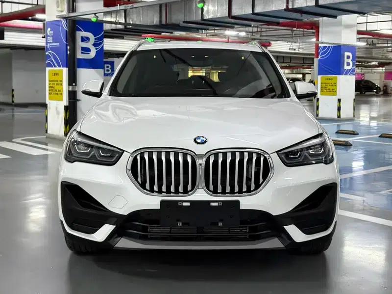 BMW X1 2022 sDrive25Li Leading Edition — миниатюра 2