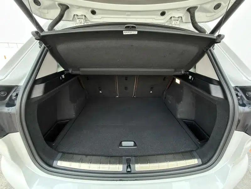BMW X1 2022 sDrive25Li Leading Edition — миниатюра 20