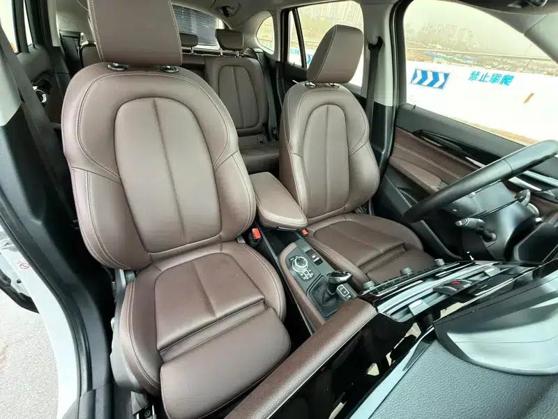 BMW X1 2022 sDrive25Li Leading Edition — миниатюра 22