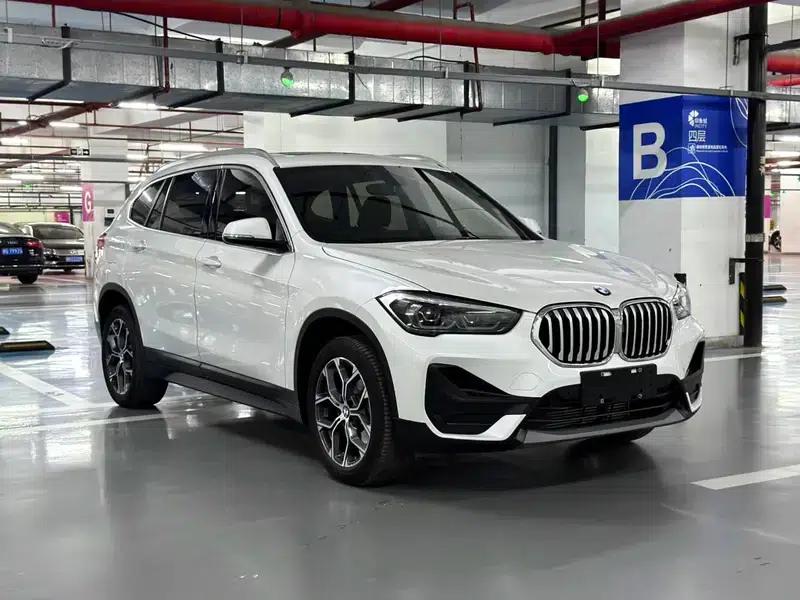 BMW X1 2022 sDrive25Li Leading Edition — миниатюра 9