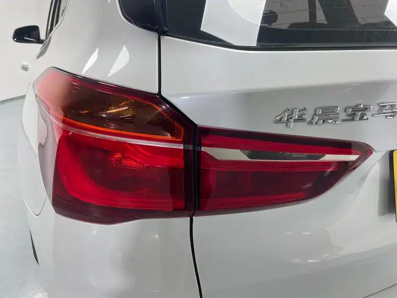 BMW X1 2018 sDrive20Li Leading Edition — миниатюра 13
