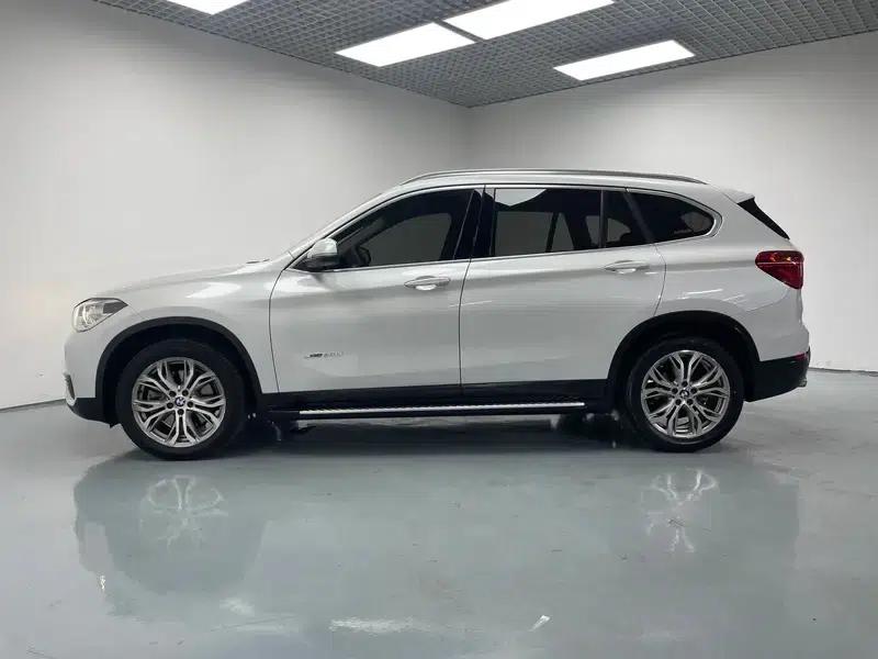 BMW X1 2018 sDrive20Li Leading Edition — миниатюра 4