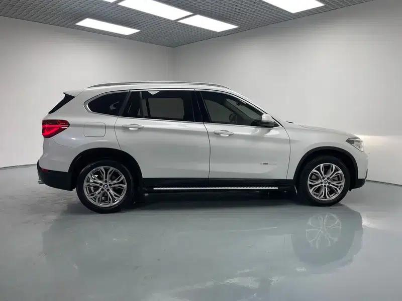 BMW X1 2018 sDrive20Li Leading Edition — миниатюра 8