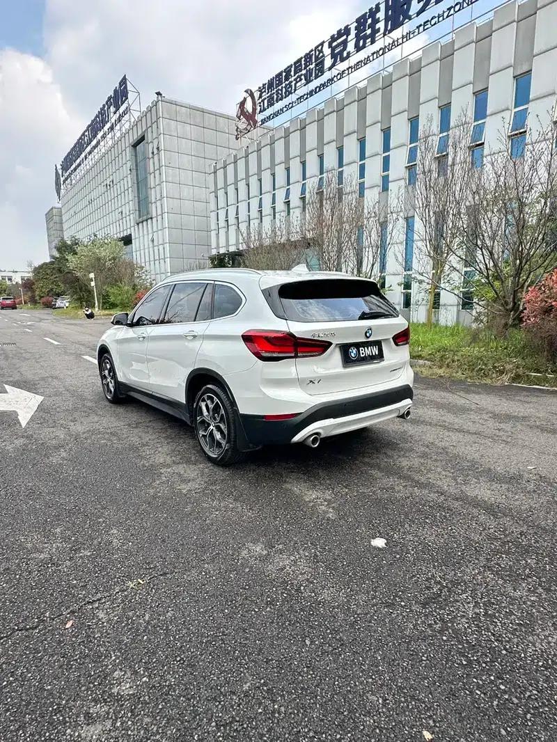 BMW X1 2020 sDrive25Li Leading Edition — миниатюра 4