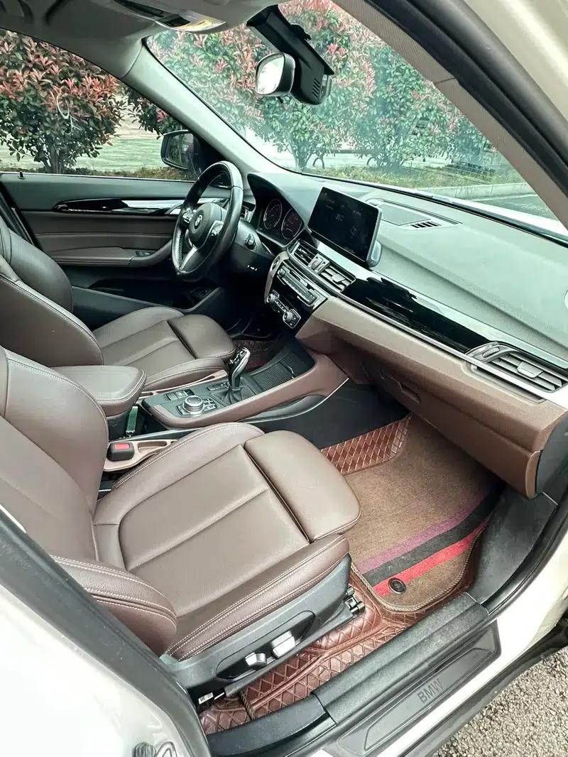 BMW X1 2020 sDrive25Li Leading Edition — миниатюра 9