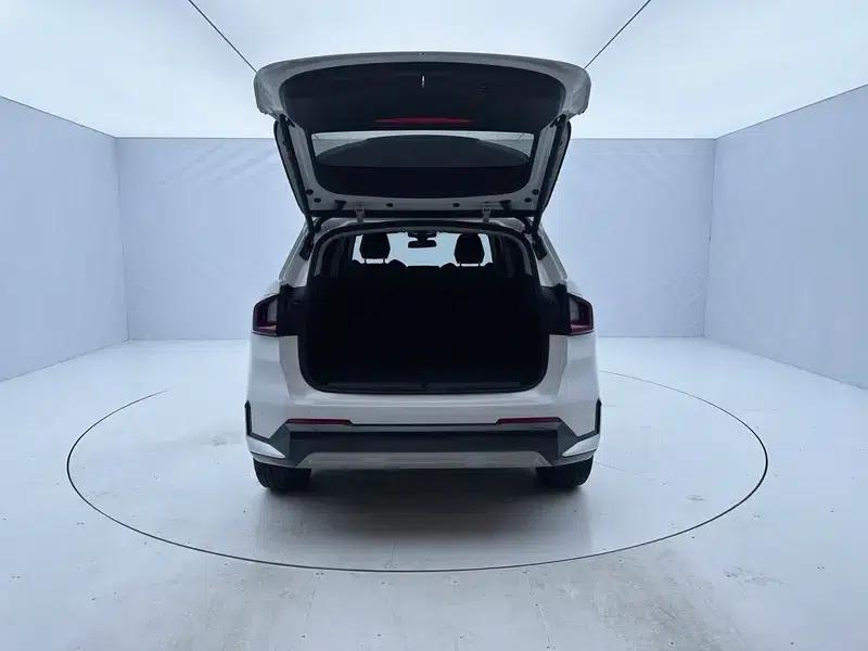 2023 BMW X1 sDrive20Li X Design Package — миниатюра 16