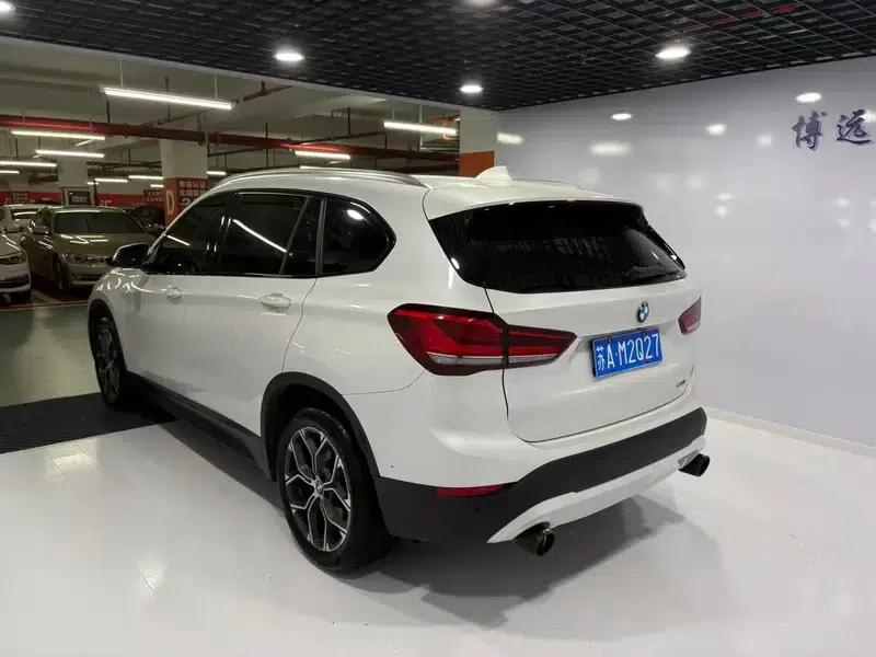 BMW X1 2022 xDrive25Li Premium — миниатюра 5