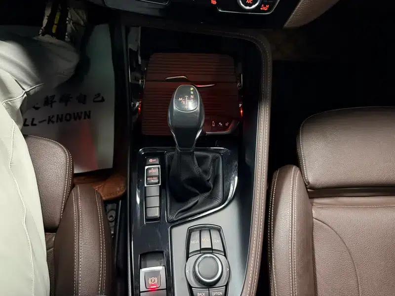 BMW X1 2018 sDrive18Li Premium — миниатюра 14