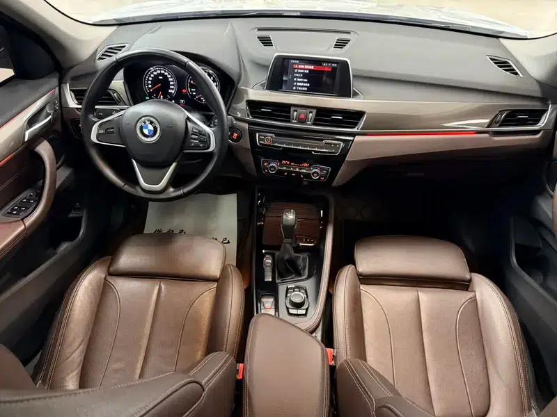 BMW X1 2018 sDrive18Li Premium — миниатюра 10