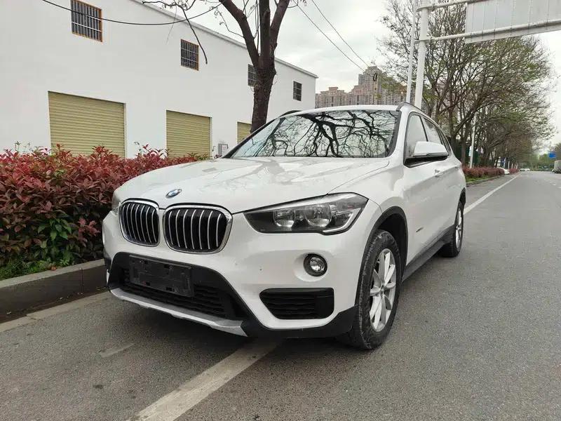 BMW X1 2016 sDrive18Li Fashion Edition — миниатюра 1