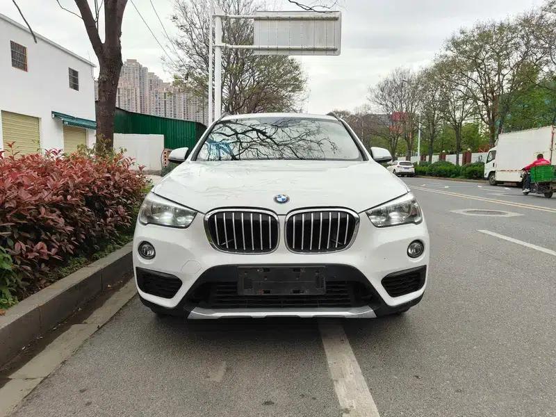 BMW X1 2016 sDrive18Li Fashion Edition — миниатюра 2
