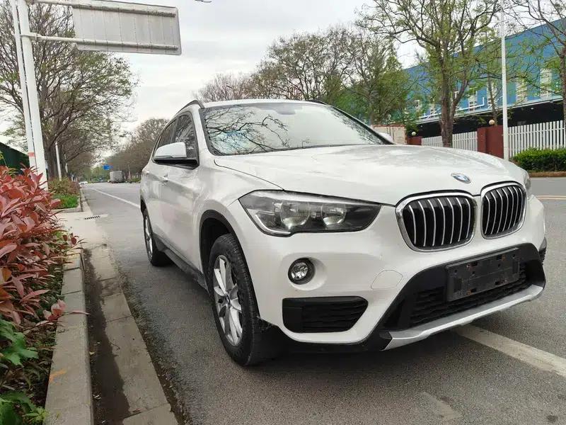 BMW X1 2016 sDrive18Li Fashion Edition — миниатюра 3