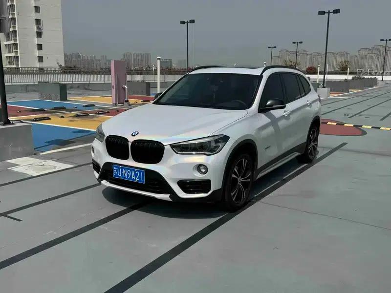 BMW X1 2016 sDrive18Li Luxury — миниатюра 1