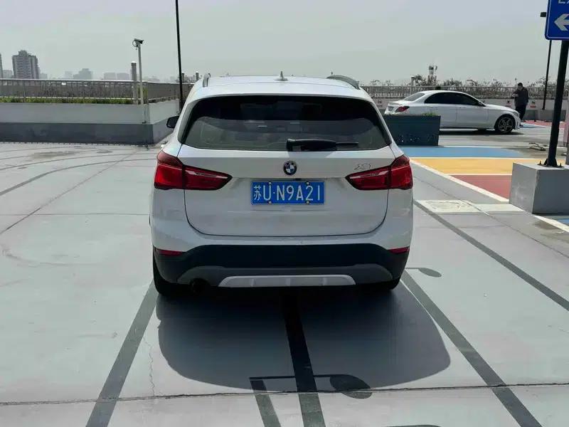 BMW X1 2016 sDrive18Li Luxury — миниатюра 5