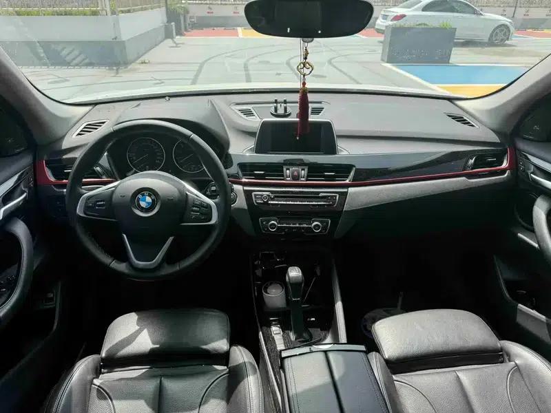 BMW X1 2016 sDrive18Li Luxury — миниатюра 8