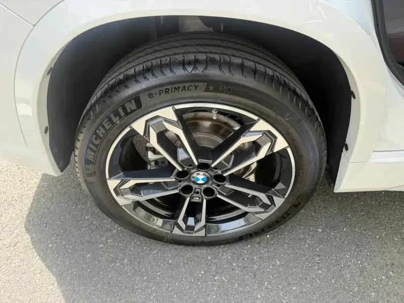 BMW X1 2023 sDrive25Li M Sport Package — миниатюра 11