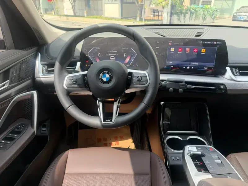 BMW X1 2023 sDrive25Li M Sport Package — миниатюра 15