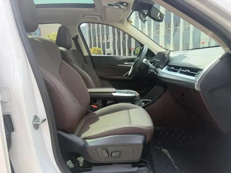 BMW X1 2023 sDrive25Li M Sport Package — миниатюра 18